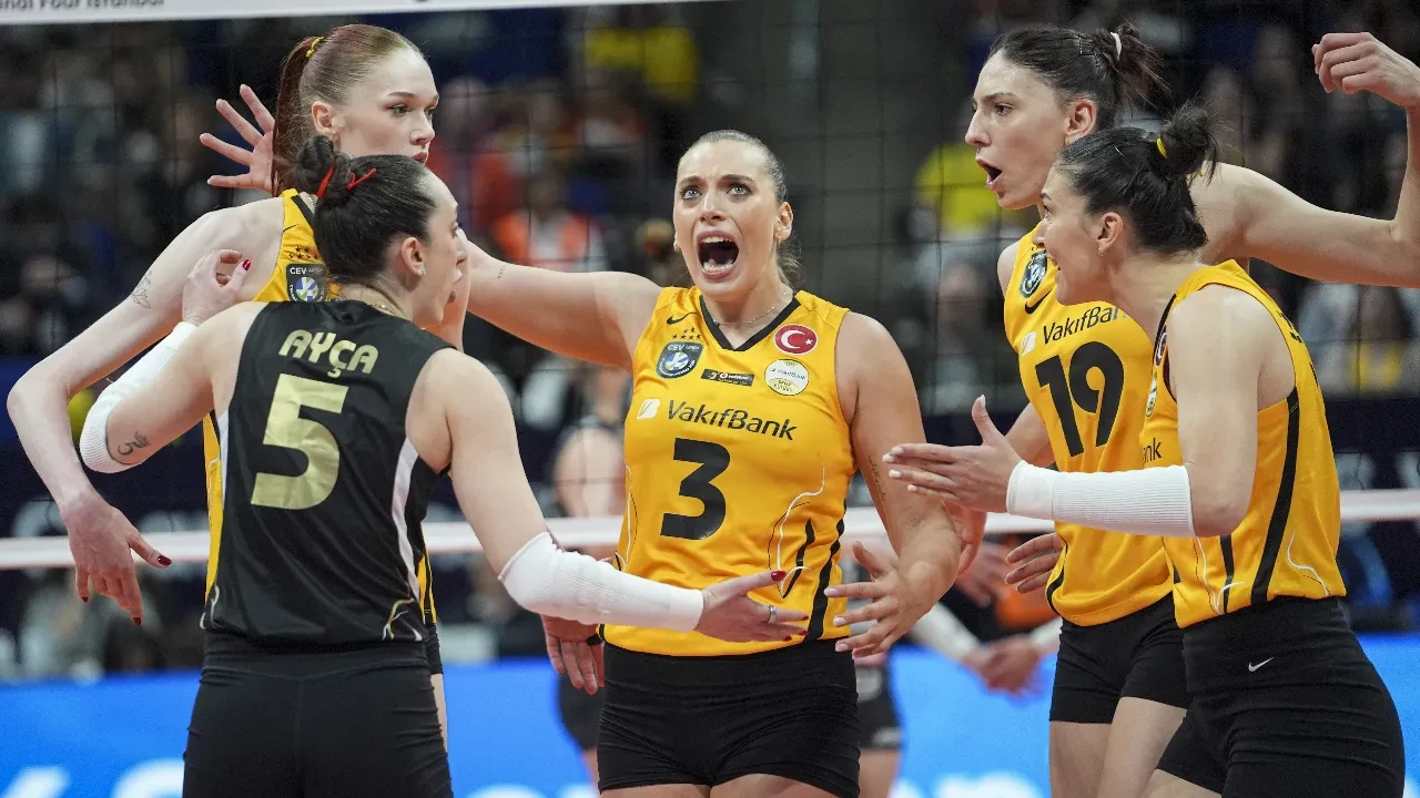 VakıfBank, Şampiyonlar Ligi'nde finale yükseldi! Temsilcimiz, Imoco'yu devirdi