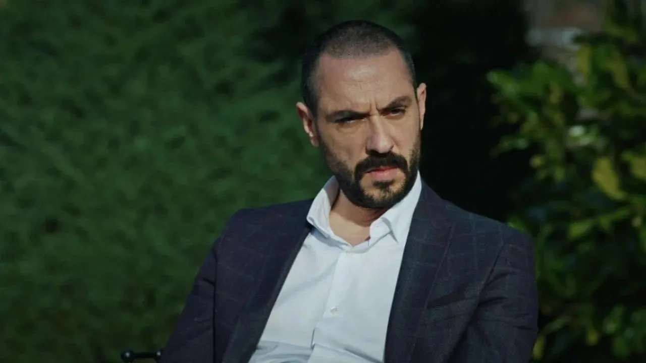 Yeraltı dizisinin Yavuz’u Emir Benderlioğlu’dan dikkat çeken açıklama! “Karbonatın önemli olduğunu düşünüyorum”