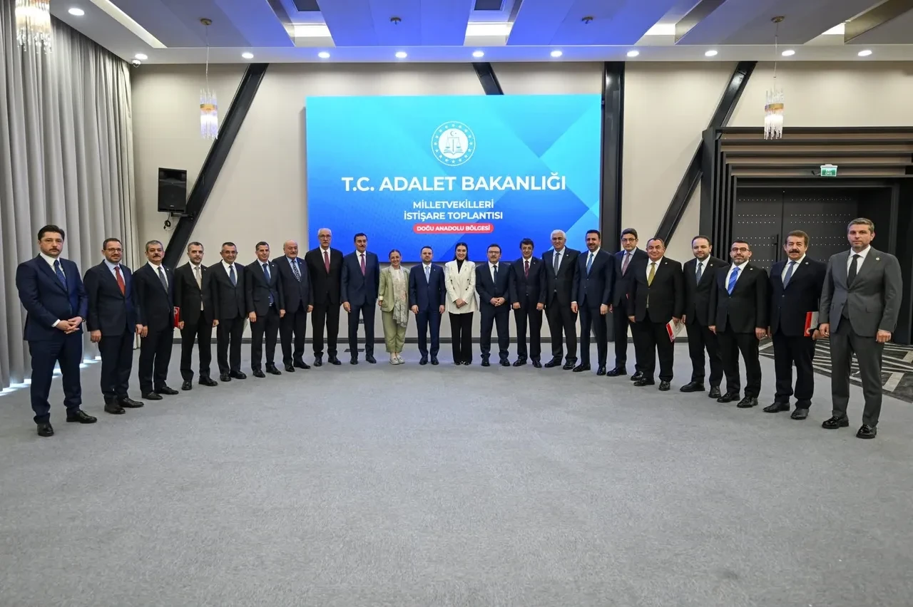 Bakan Gürlek’ten suça sürüklenen çocuk açıklaması! Yetişkinlerle aynı cezayı alacaklar