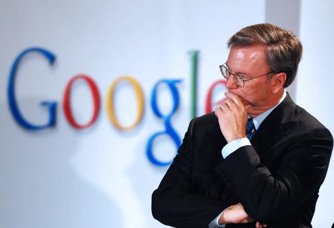 Eski Google CEO’sunu yuhalatan konuşma
