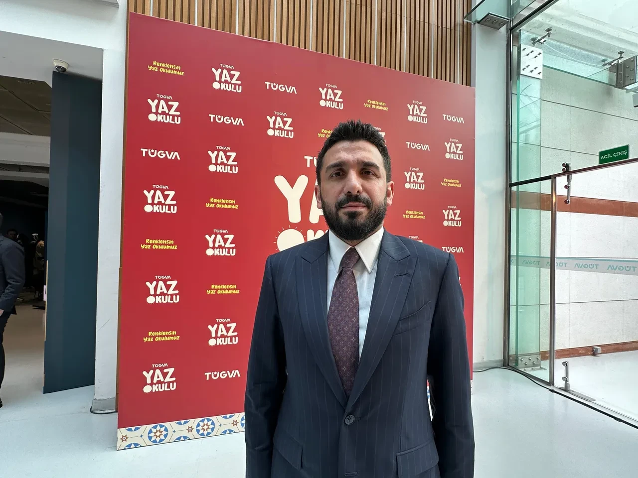 Esra Albayrak'tan dijital bağımlılık uyarısı: Ailelere kritik çağrı!