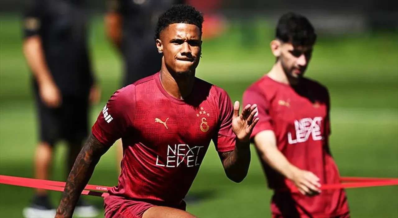 Ismail Jakobs’tan Galatasaraylıları heyecanlandıracak transfer itirafı: 'Gelmek için çok istekli!'