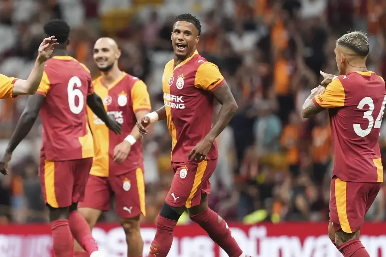Ismail Jakobs’tan Galatasaraylıları heyecanlandıracak transfer itirafı: 'Gelmek için çok istekli!'