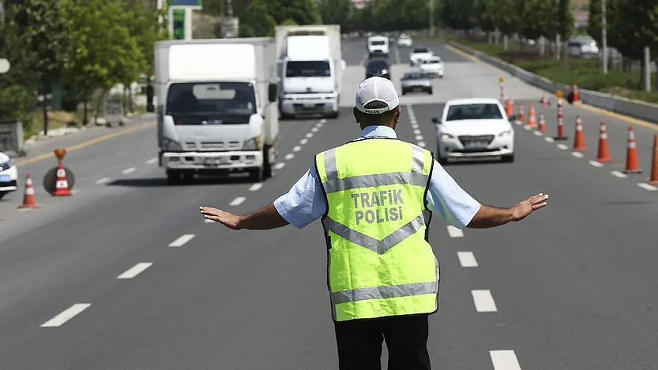 İstanbul'da üç ilçede bazı yollar trafiğe kapatılacak! İşte alternatif güzergahlar