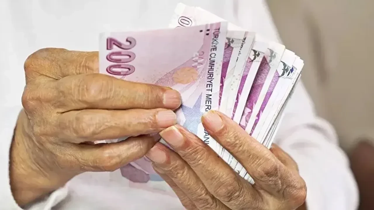 Kuran Bayramı emekli ikramiyesi hesaplara yattı mı?