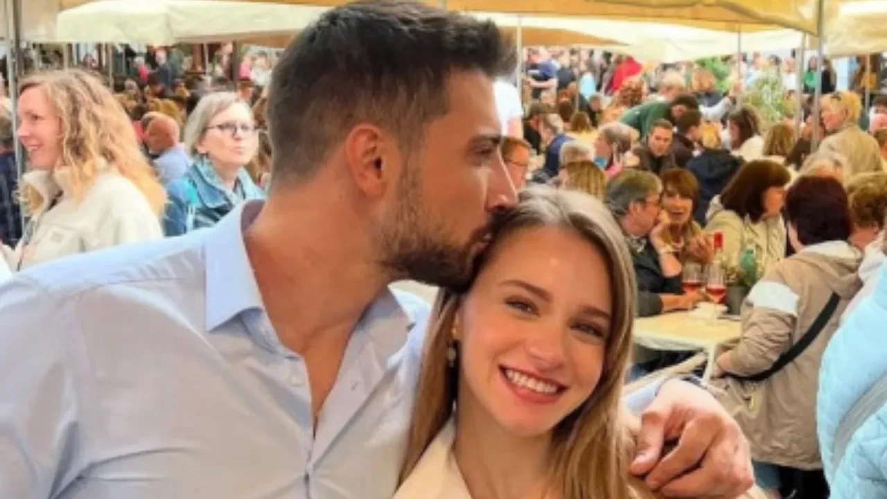 Miray Daner ile 3 yıllık sevgilisi Ata Caner Çerçioğlu’ndan sevindiren haber! İlişkilerini ciddi bir boyuta taşıyacaklar