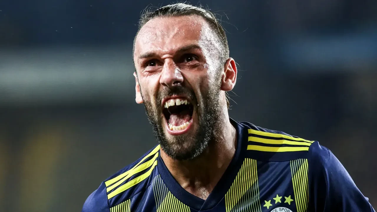 Okan Buruk, Fenerbahçe'nin gözdesini istiyor! Yıldız golcüyle telefonda görüştü: Transfere yeşil ışık yaktı