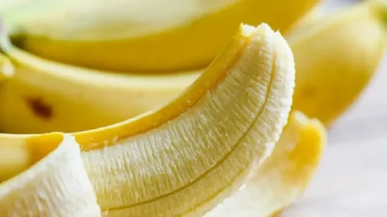 Tek bir muz tüm vücut sistemini nasıl etkiliyor? Bu faydası şaşırttı