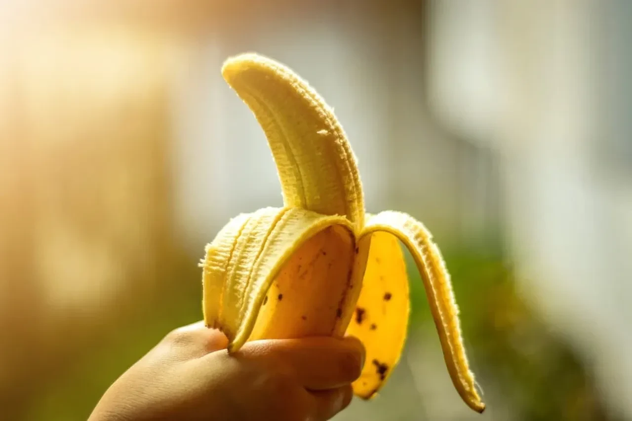 Tek bir muz tüm vücut sistemini nasıl etkiliyor? Bu faydası şaşırttı