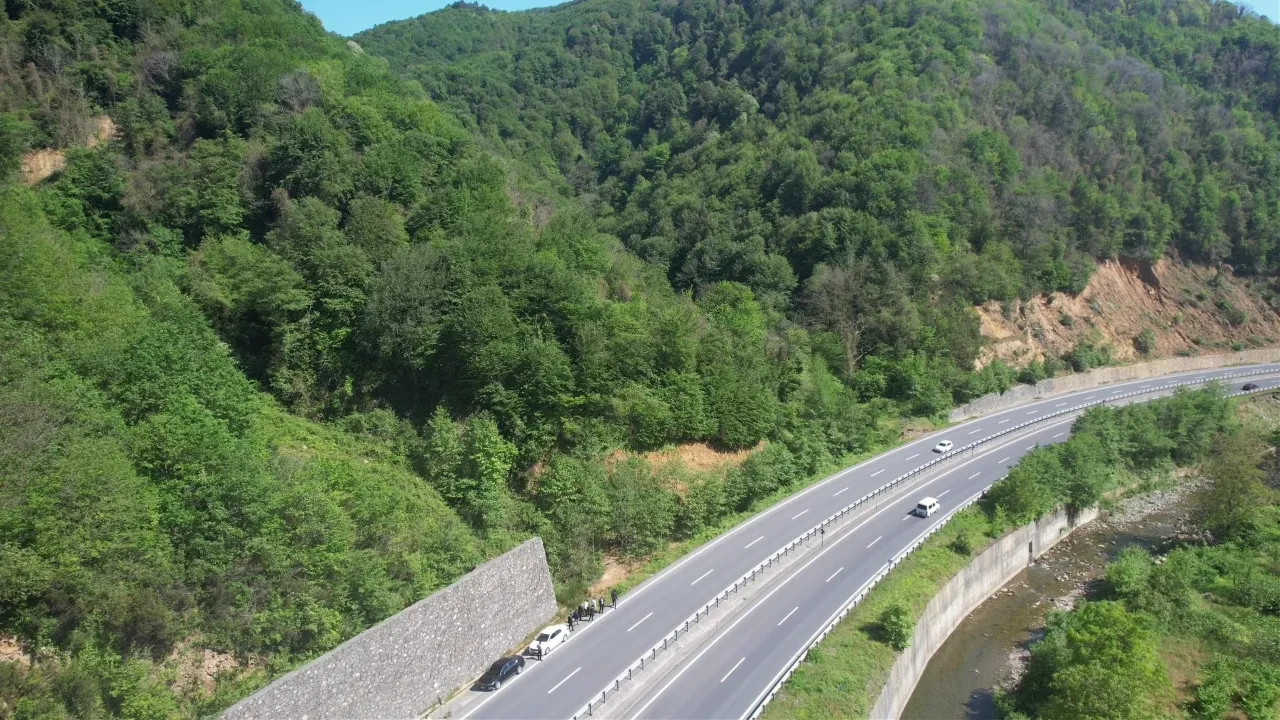 Zonguldak'ta 40 dakikalık yol 8 dakikaya düşecek! 26 milyar liralık dev proje için imzalar atıldı