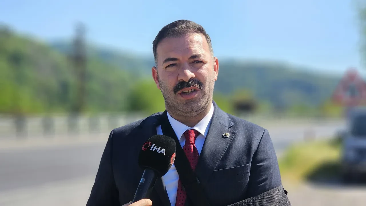 Zonguldak'ta 40 dakikalık yol 8 dakikaya düşecek! 26 milyar liralık dev proje için imzalar atıldı