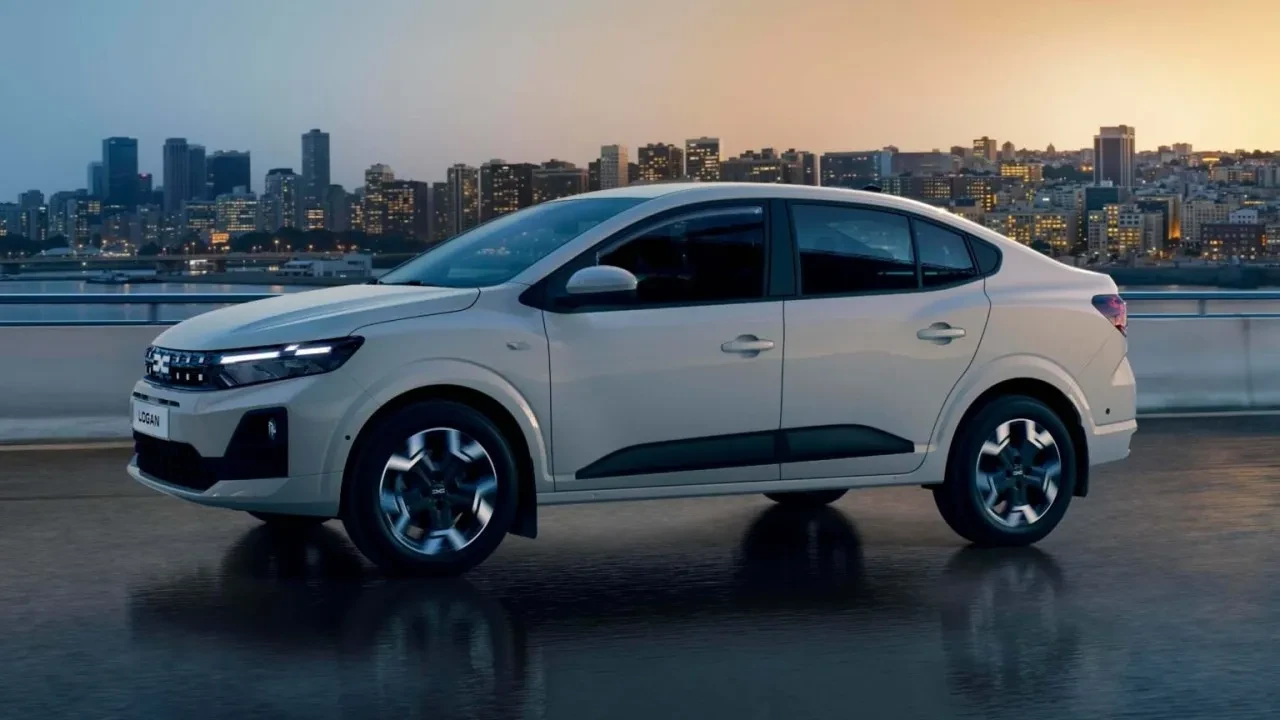 Dacia Logan, 13 yıl sonra Türkiye'ye geliyor: İşte özellikleri ve fiyatı