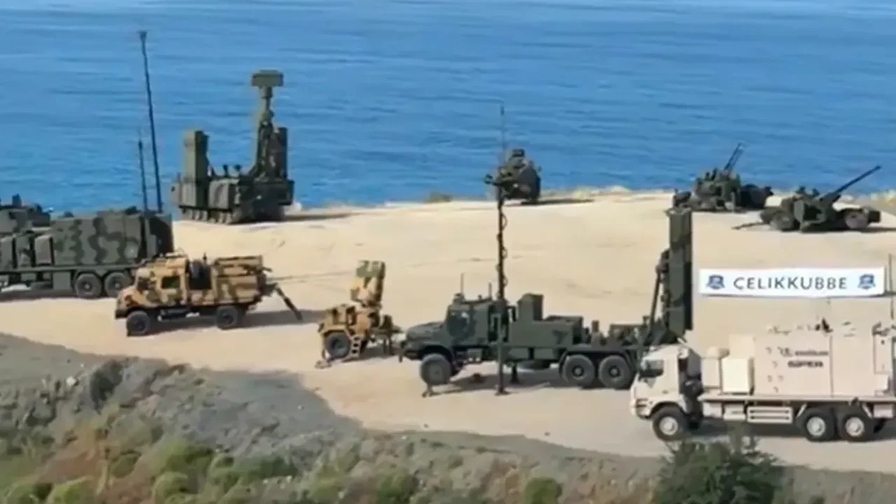 EFES-2026'da dev gövde gösterisi! Türkiye’nin Çelik Kubbe'si ilk kez sahaya çıktı: Dosta güven düşmana korku