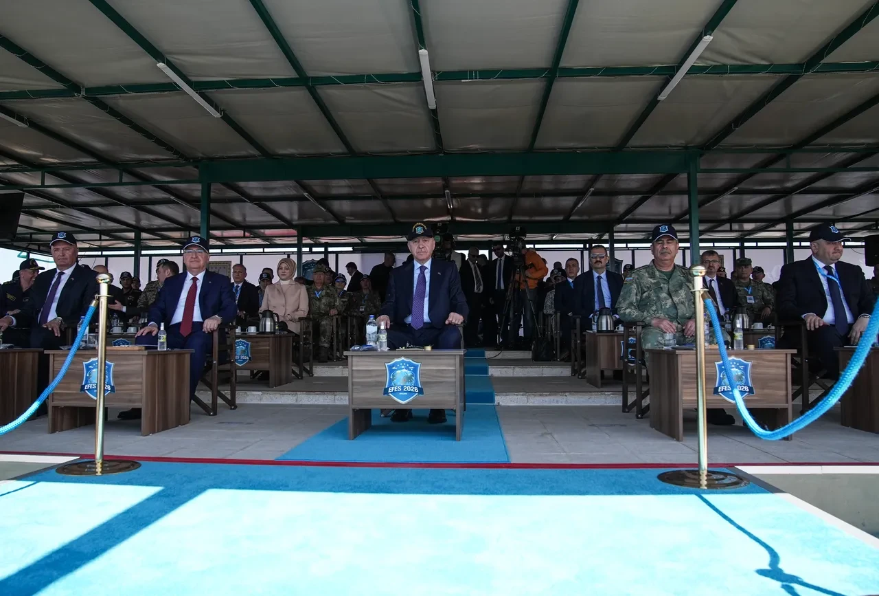 Cumhurbaşkanı Erdoğan'dan EFES-2026'da önemli açıklamalar! 'Türk ordusu, barışın ordusudur'