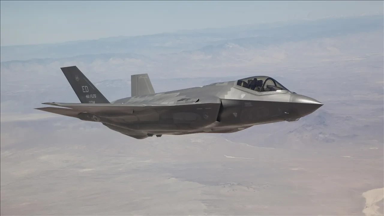 F-35 uçakları mahsur kaldı! Milyarlık hayalet uçaklar nerede?