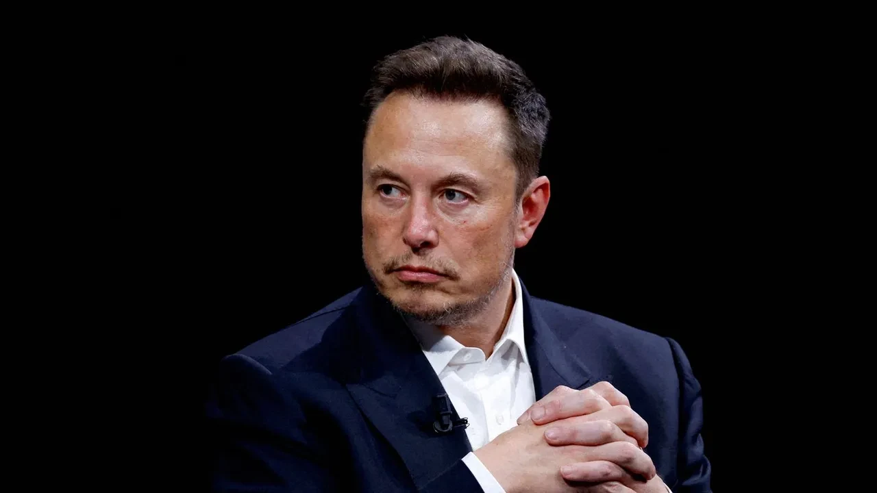 Musk’tan trilyon dolarlık hamle: SpaceX halka arz için düğmeye bastı