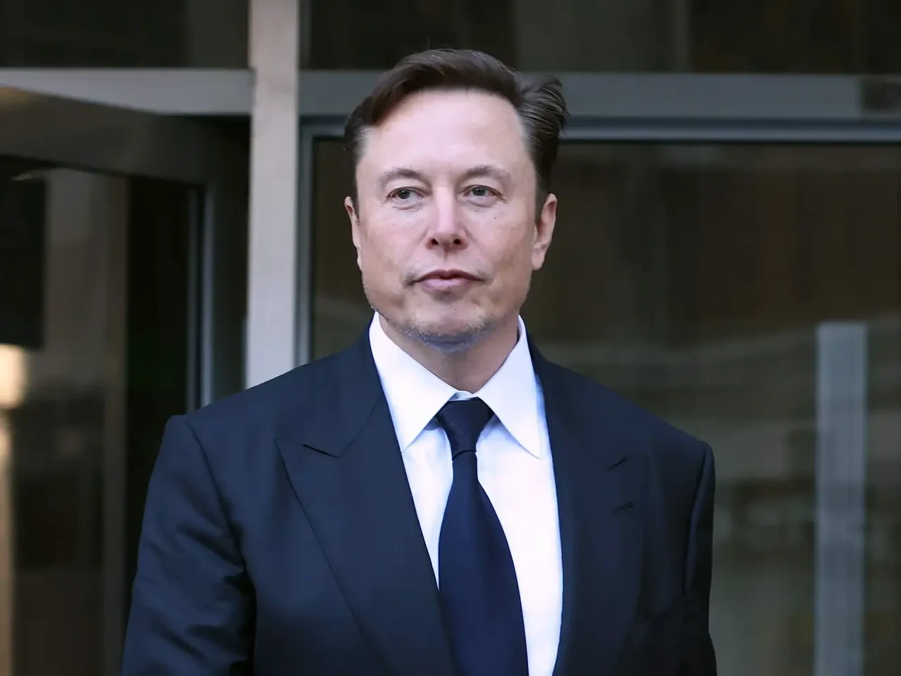 Musk’tan trilyon dolarlık hamle: SpaceX halka arz için düğmeye bastı