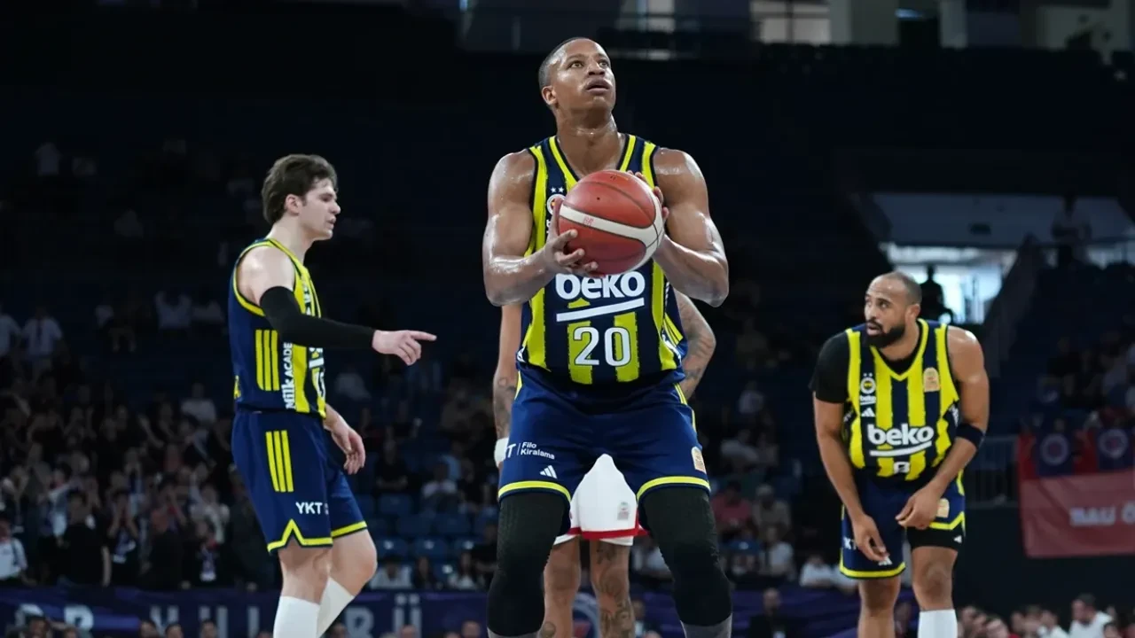 Olympiakos Fenerbahçe Beko maçı saat kaçta hangi kanalda?