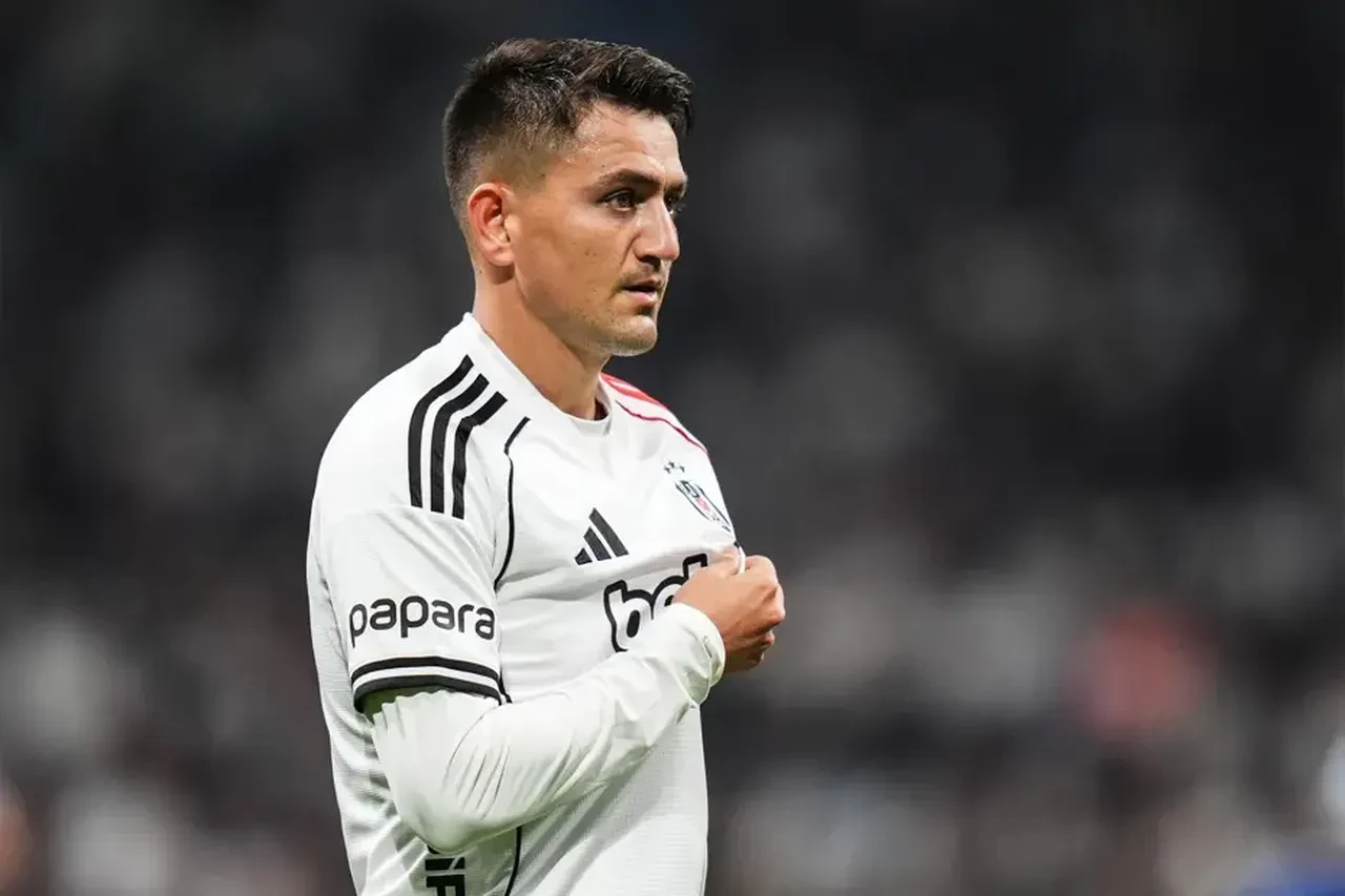 Önder Özen ayağının tozuyla neşteri vurdu! 16 futbolcuyu tek kalemle sildi: İşte o isimler