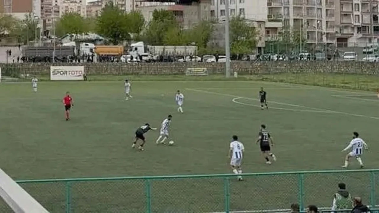 TFF kararını verdi! 2 kulüp küme düşürüldü