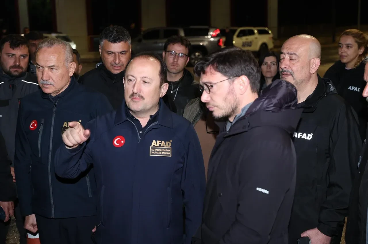 Tokat diken üstünde! Taşkın riskine karşı büyük tahliye: Yüzlerce ev ve ahır boşaltıldı