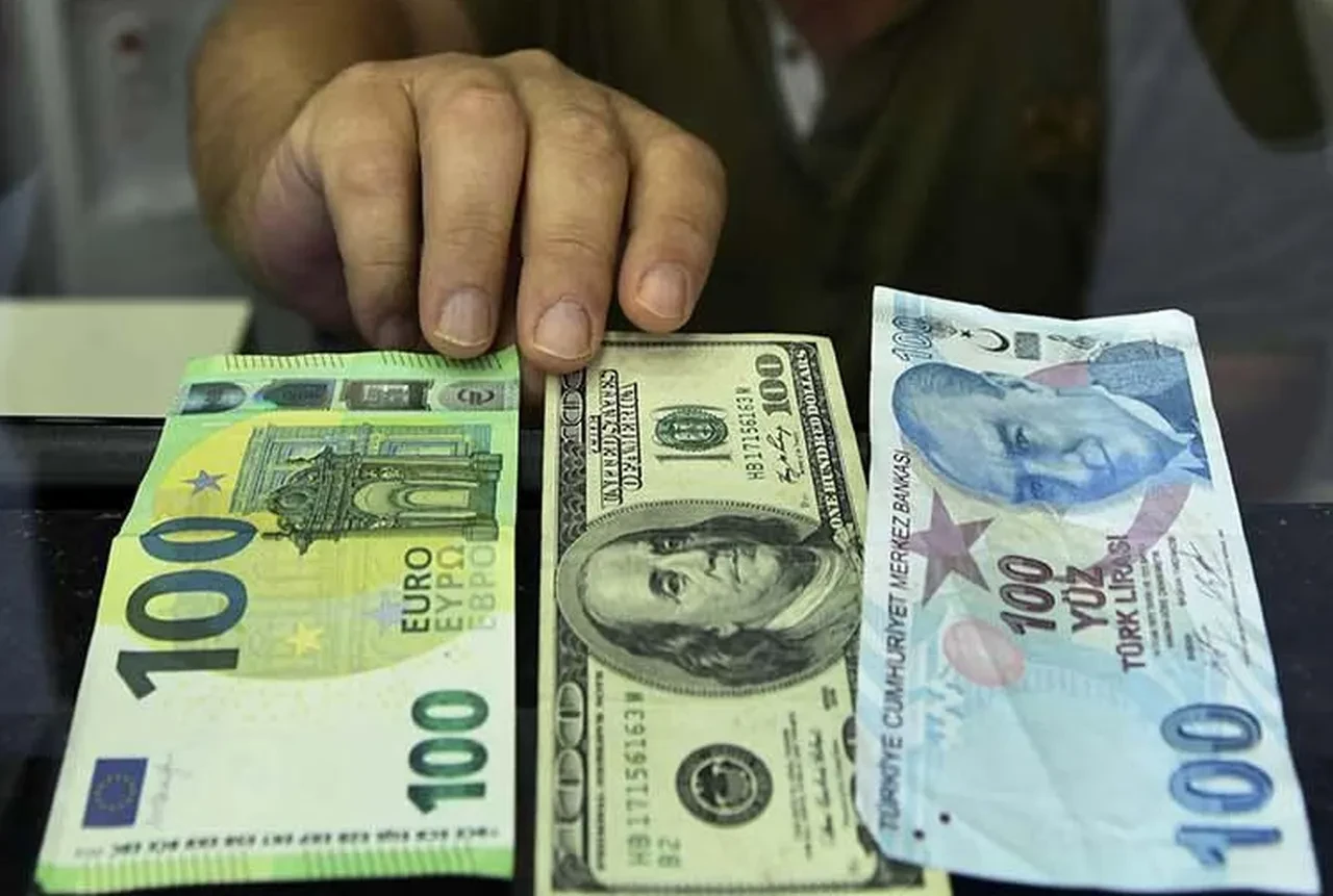 Varlık barışı düzenlemesi Meclis'ten geçti: Kazancını Türkiye'ye getirene vergi muafiyeti, SGK borçlarına 72 ay taksit