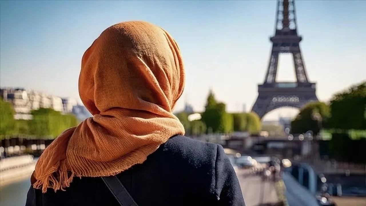 Birleşik Krallık'ta bir güneş doğuyor! Müslüman nüfus 4 milyona ulaştı, İslam düşmanları çıldırdı