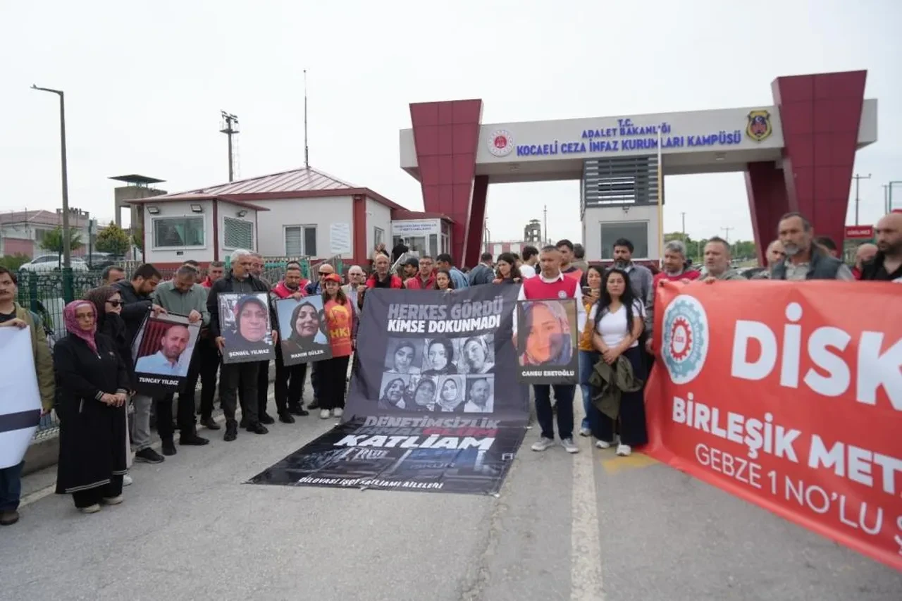 Dilovası'nda 7 kişinin can verdiği parfüm fabrikası yangını davasında patrona ve 2 kişiye tahliye 