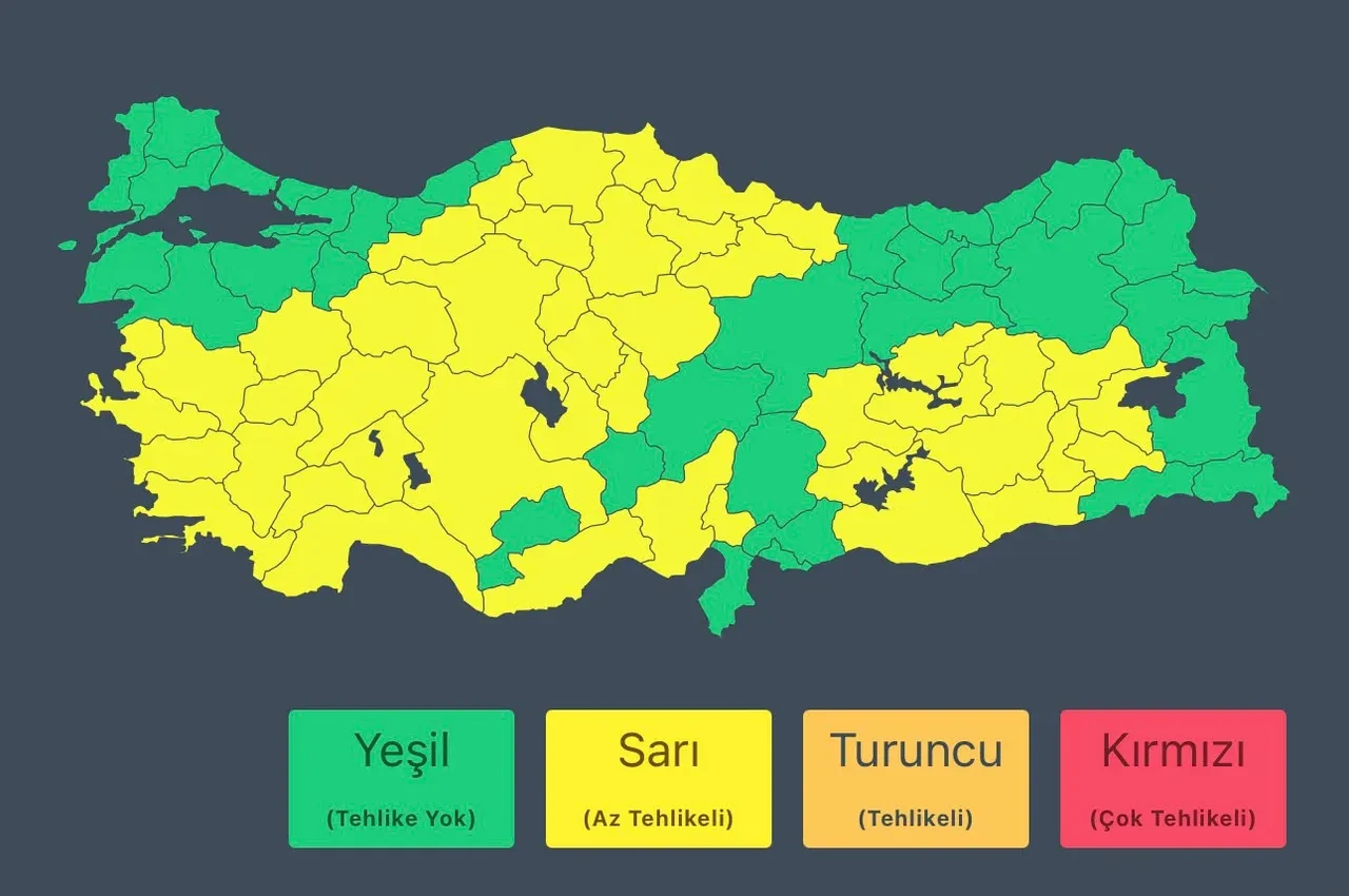 İçişleri Bakanlığı sosyal medyada paylaştı: Meteoroloji raporunu verip 44 şehir tek tek uyarıldı