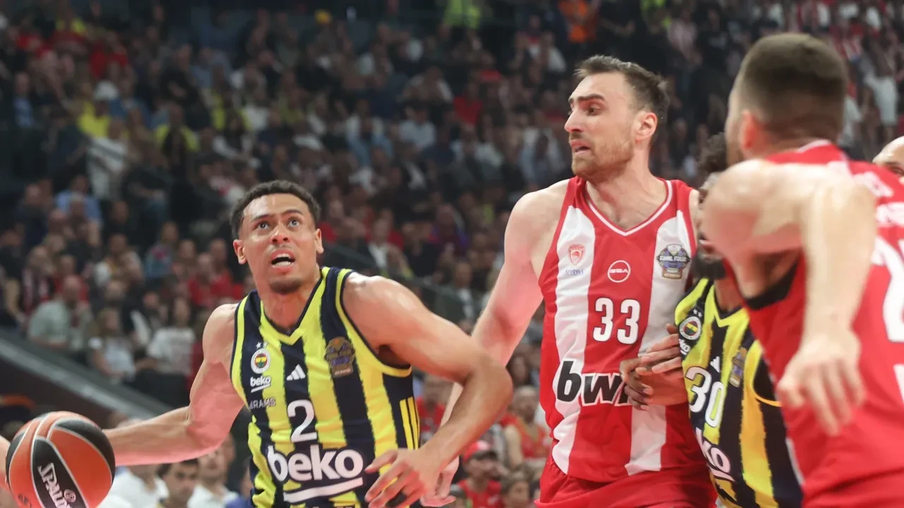 Olympiakos Fenerbahçe Beko maç skoru kaç kaç? Fenerbahçe Beko elendi mi?