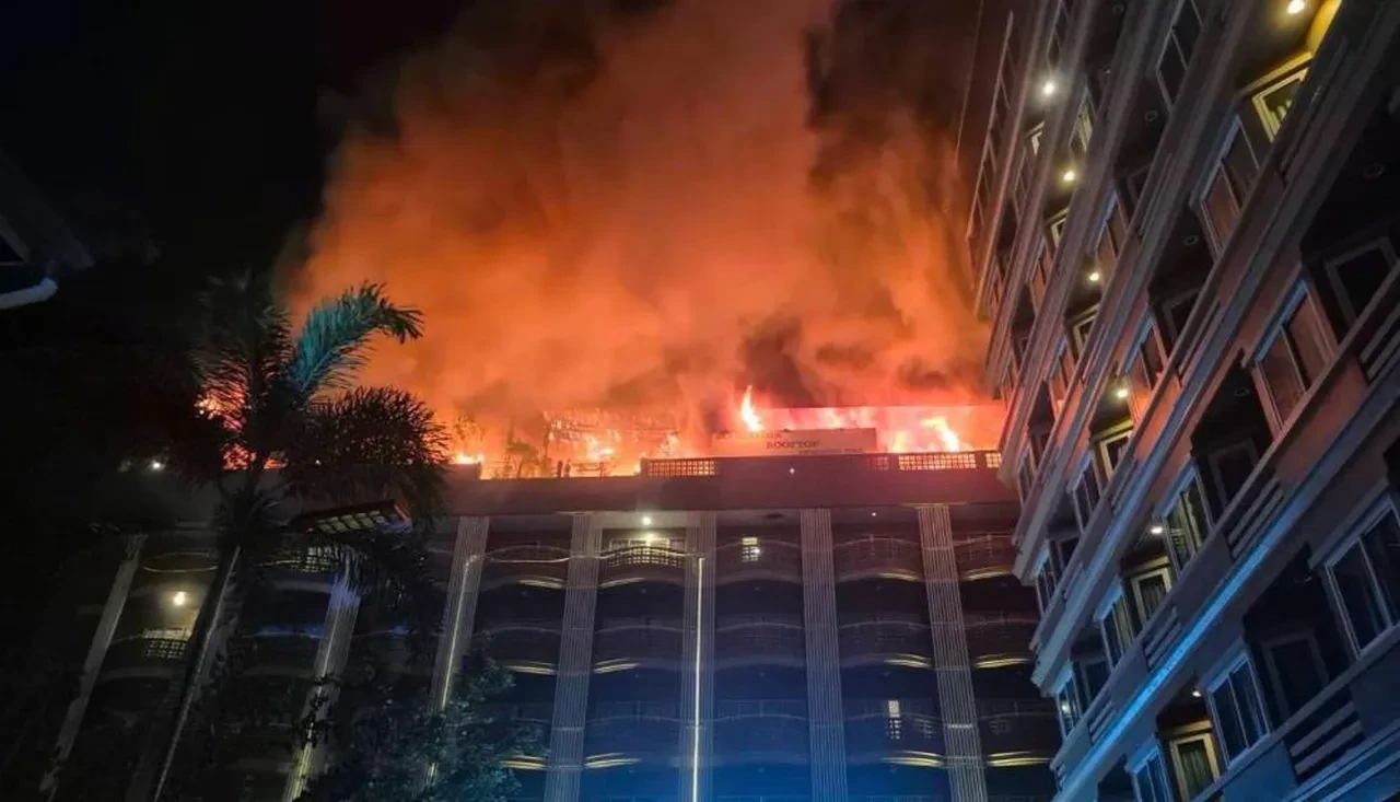 Tayland'ın turistik kenti Pattaya'da otel yangını: 4 yaralı, 240 kişi tahliye edildi