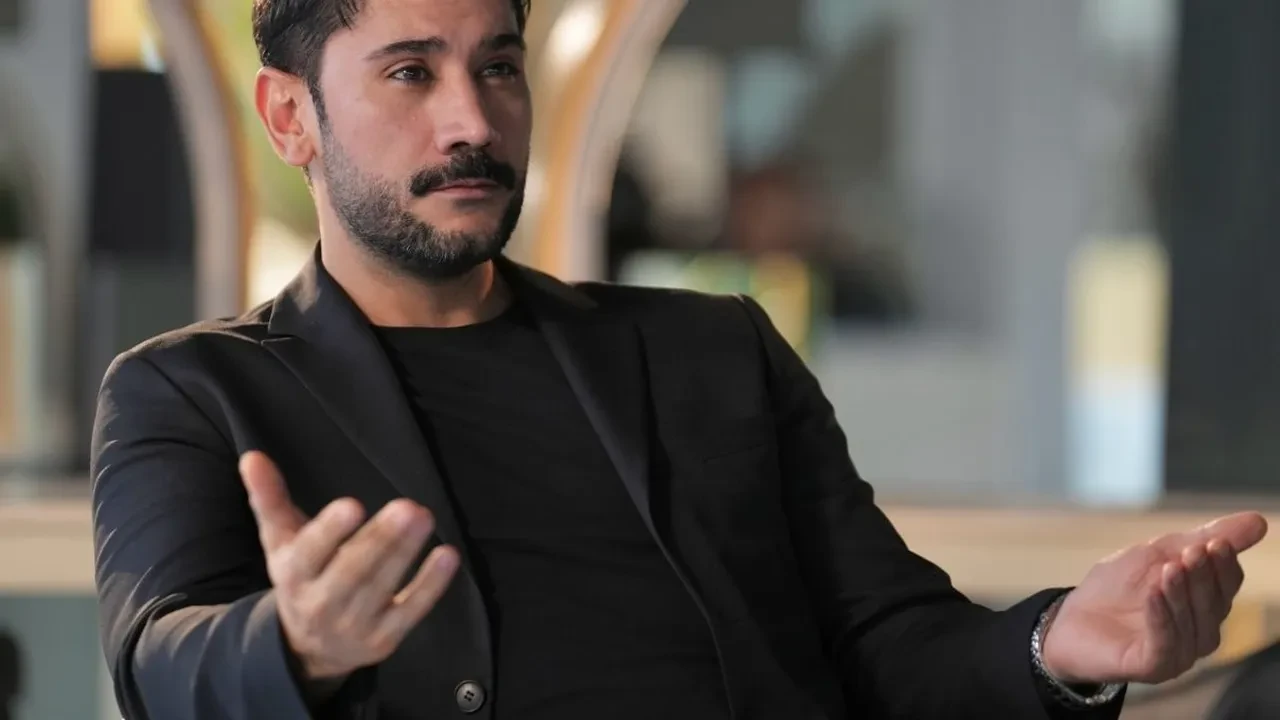 Uğur Güneş Seni Yazdım Kalbime dizisiyle ekranlara dönüyor! Başarılı oyuncu Kenan rolüyle geliyor!