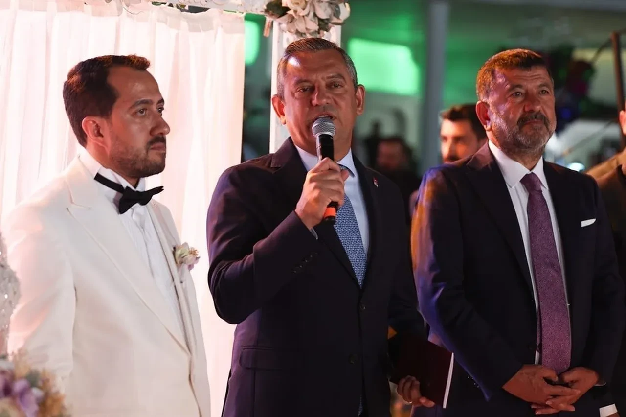 CHP Kurultayı soruşturmasında 7 ilde gözaltına alınan 13 şüpheliden 9'u tutuklandı