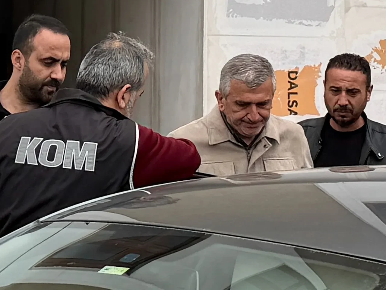 CHP'li Akçakoca Belediye Başkanı Fikret Albayrak tutuklandı!