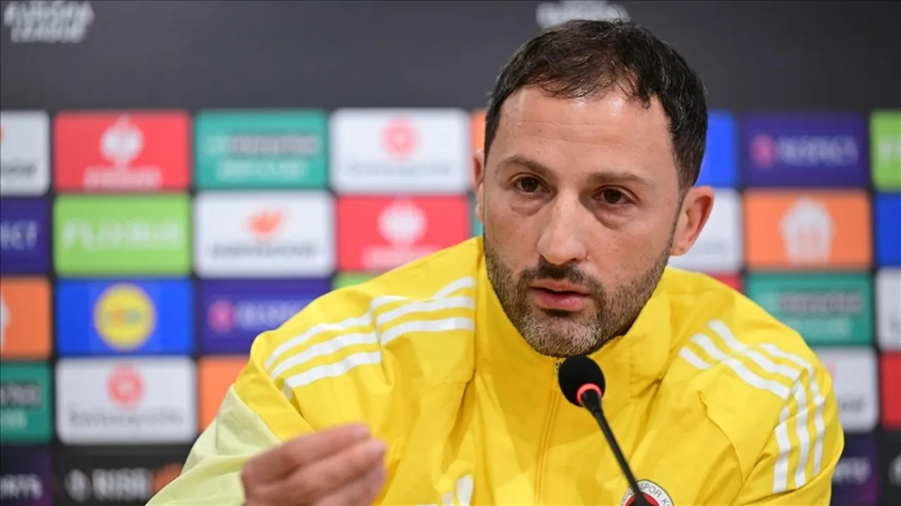 Eski Fenerbahçe teknik direktörü hakkında çarpıcı sözler: 'Şampiyonlar Ligi kupası kaldırırsa şaşırmam!'