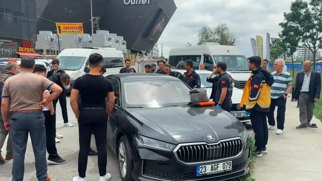 Bağcılar'da haber alınamayan mağaza sahibi aracının bagajında ölü bulundu