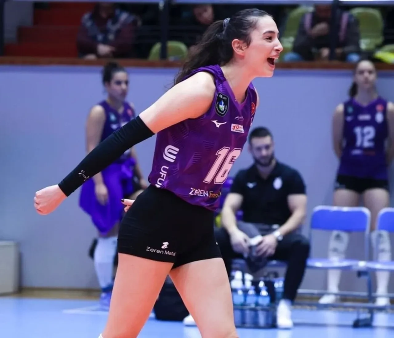 Saliha Şahin gündem olan açıklamalarıyla rakiplerine gözdağı verdi! Filenin Sultanları'nda hedef belli oldu