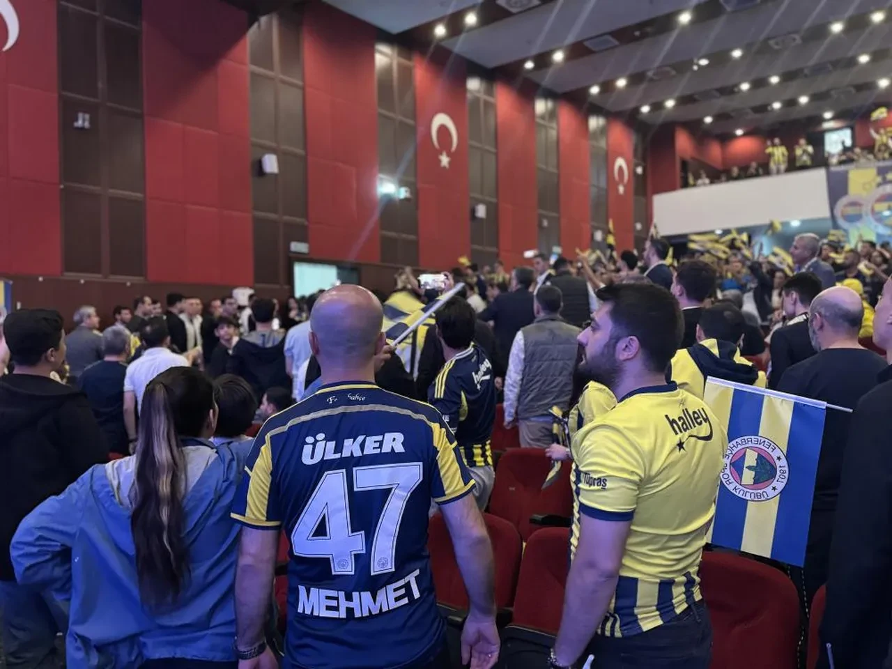 Aziz Yıldırım golcü bombasını patlattı... Ne Sörloth ne Lukaku! İşte o isim