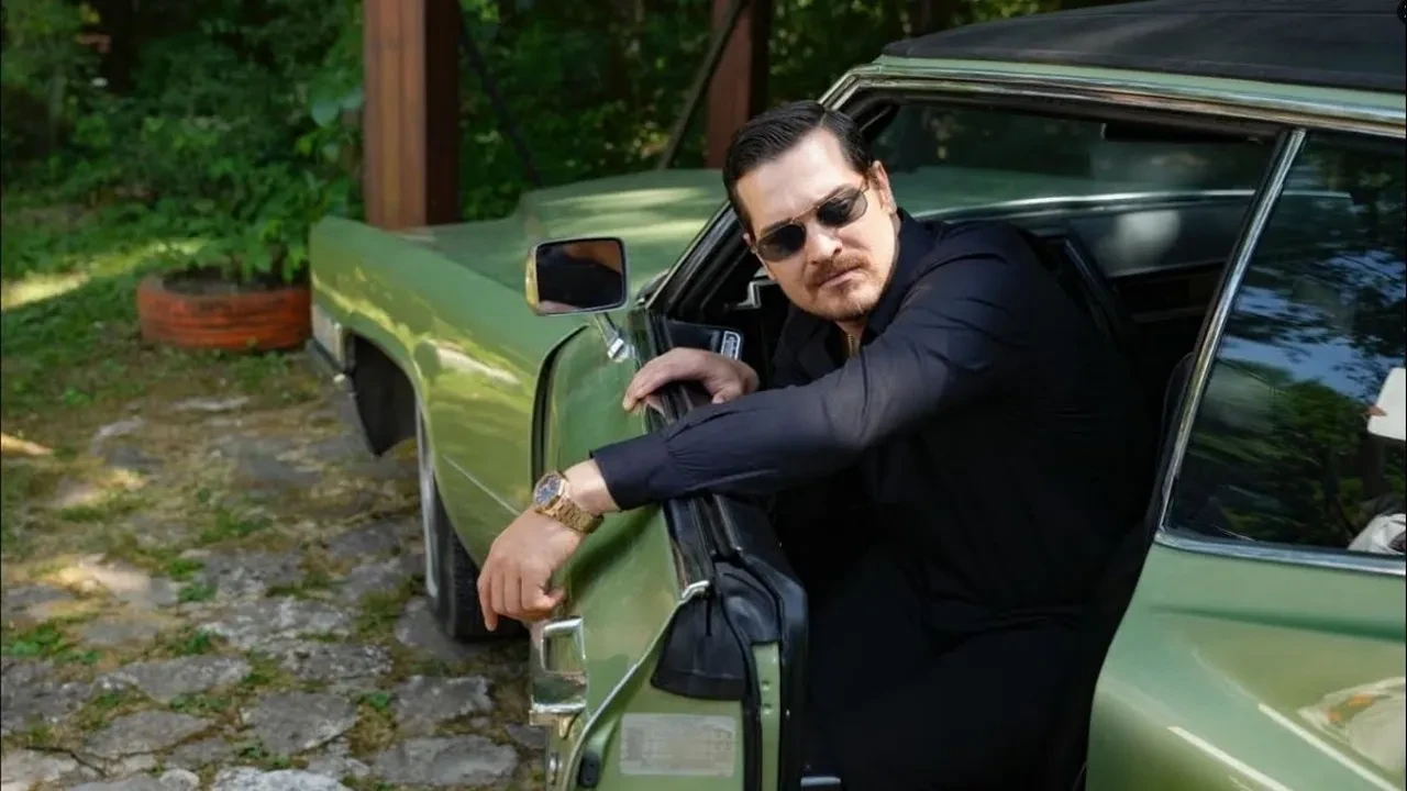 Çağatay Ulusoy hakkında şoke eden iddia! Çağatay Ulusoy oyunculuğu mu bıraktı?