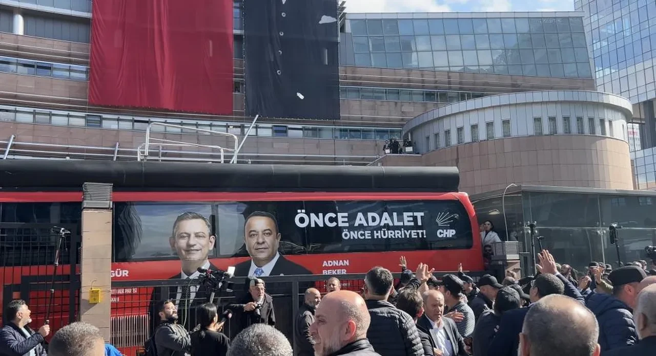 CHP lideri Kemal Kılıçdaroğlu'ndan partililere çağrı: Mahkeme kararına uyun
