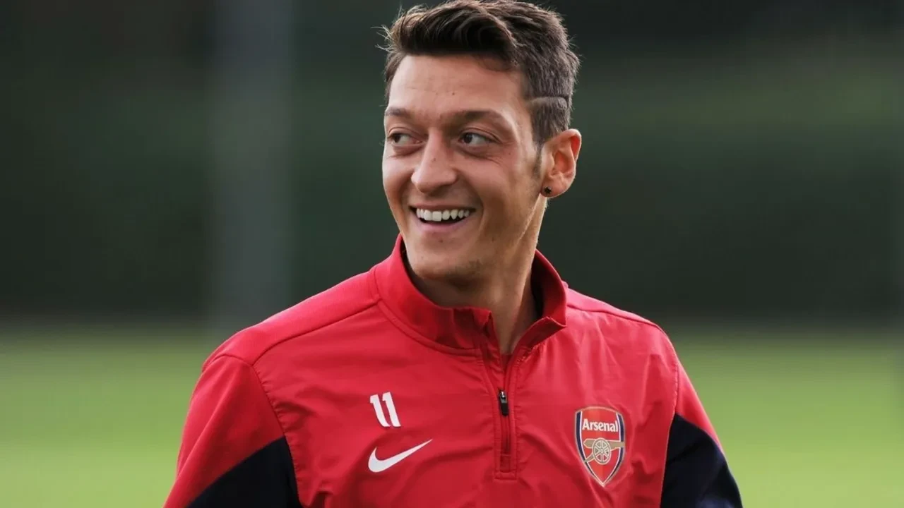 Mesut Özil