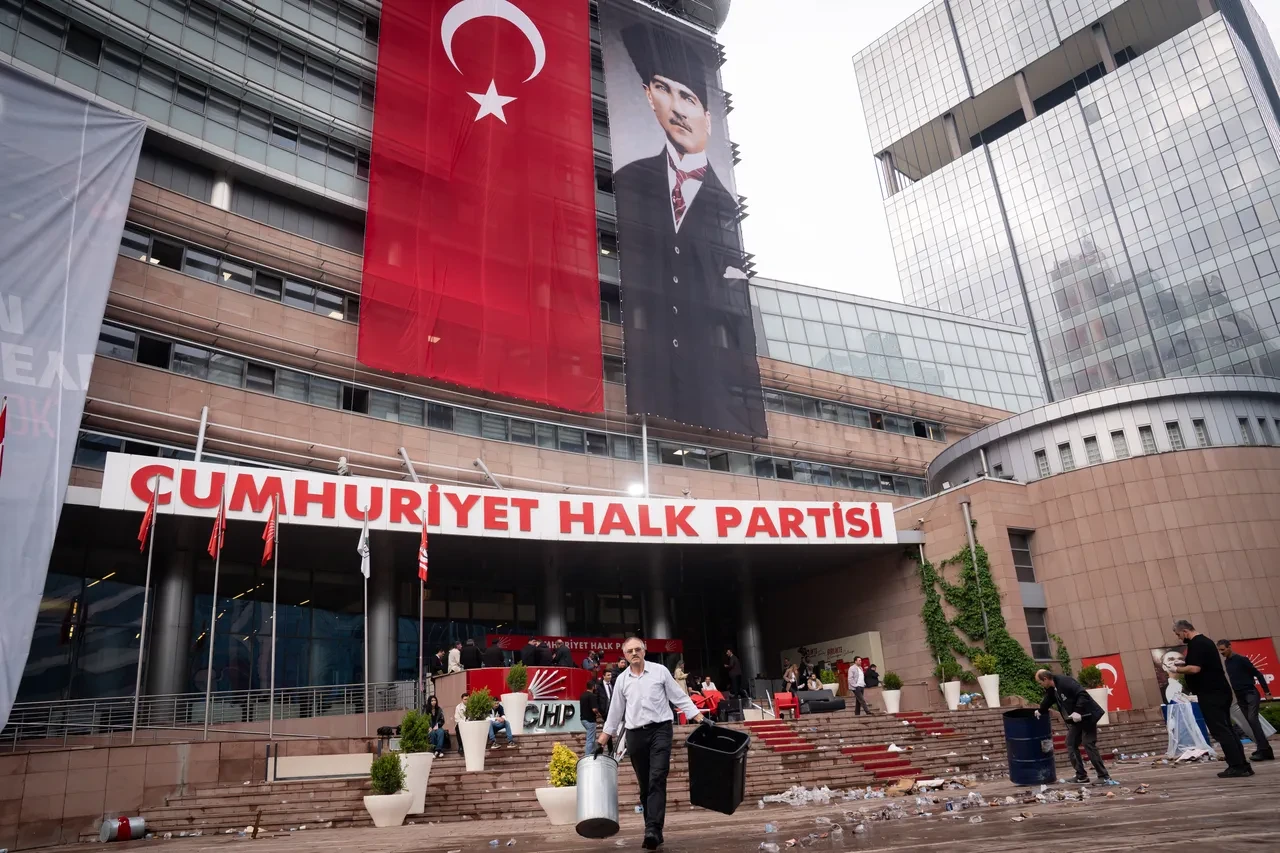Özgür Özel'in yürüyüşü sırasındaki olaylar nedeniyle soruşturma başlatıldı