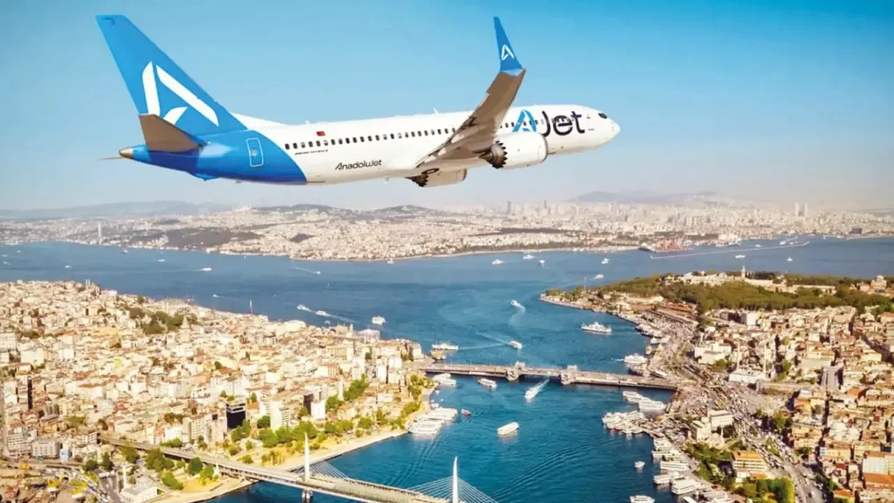 TÜRKSAT uçak içi internet hizmetini AJet'e getiriyor! THY için de tarih verildi