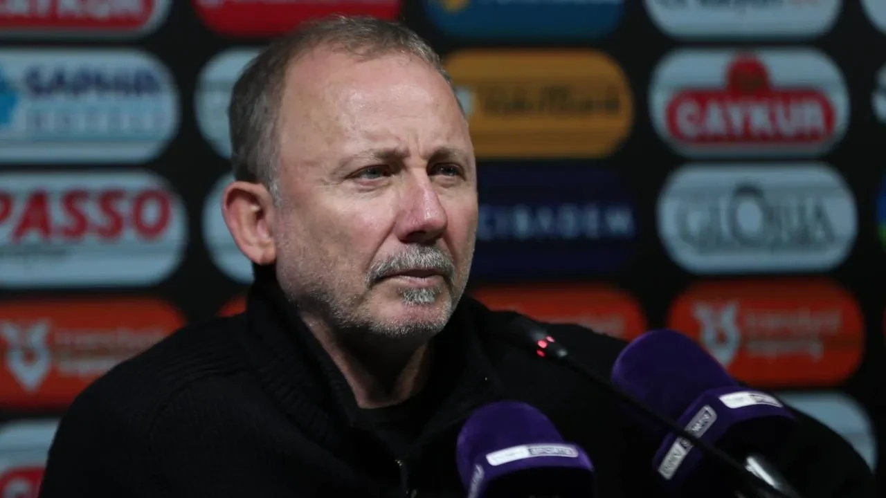 Beşiktaş'tan teknik direktör açıklaması! Çıkan isimlerle ilgili duyuru geldi