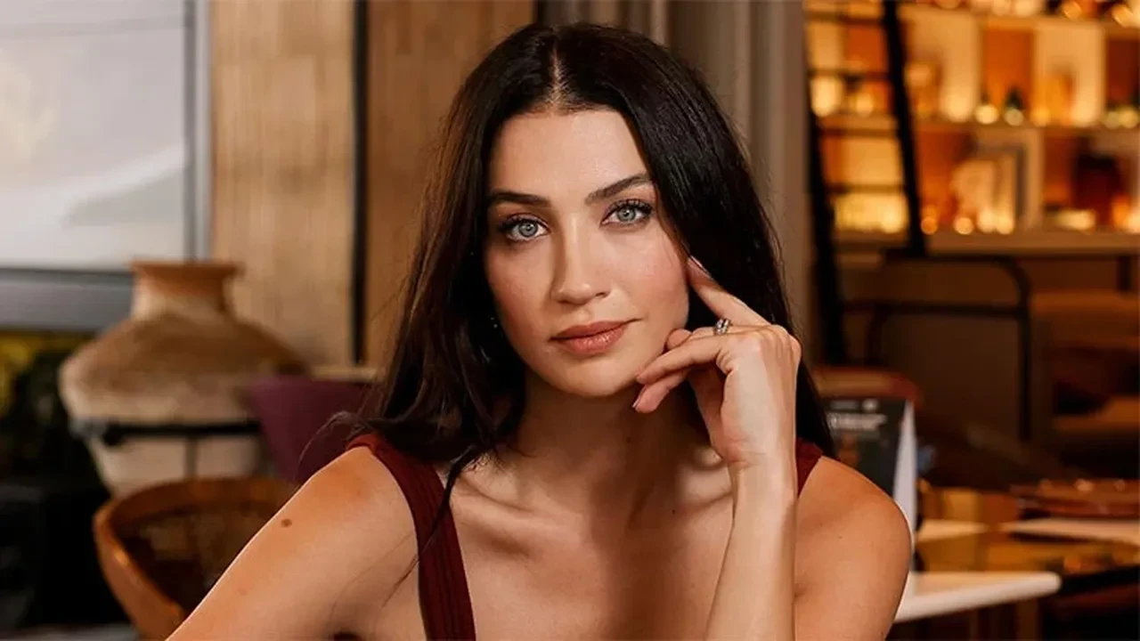 Demet Özdemir Ceren Benderlioğlu’nu takipten çıktı! Eşref Rüya finalinden önce büyük kriz
