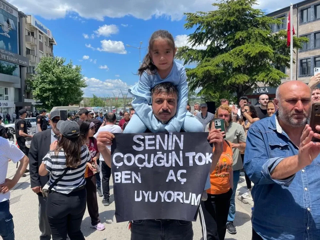 Edirne'de madenciler 6 gündür eylemde: Grev yaptık işten atıldık