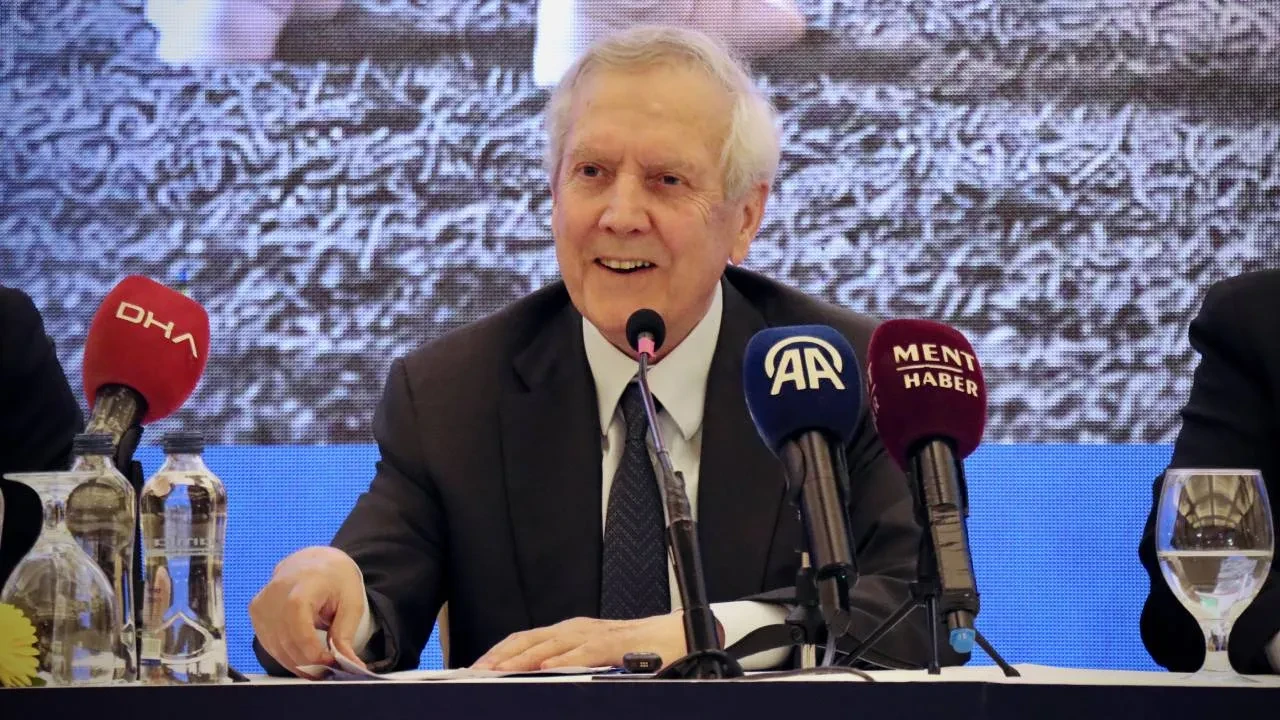 Fenerbahçe'de başkan adayı Aziz Yıldırım'dan Aykut Kocaman açıklaması! "Teknik direktör adaylarımızdan biri olabilir"