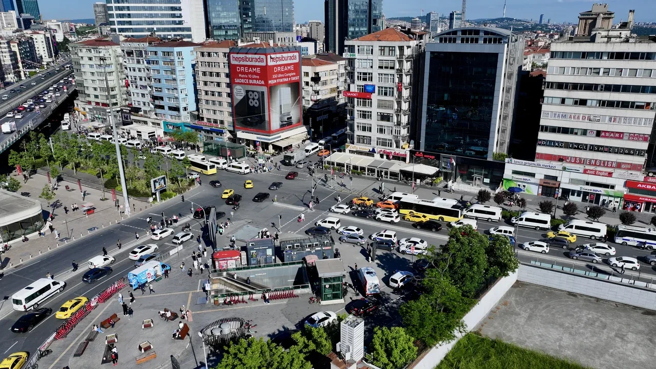 Megakent tatilde nefes aldı! İstanbul'da yollar 3'üncü günde bomboş kaldı