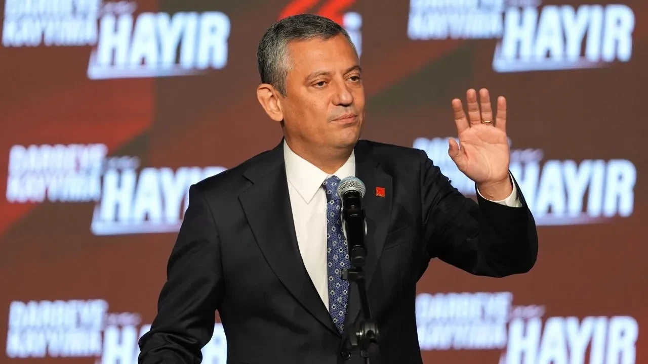 Özgür Özel'den 'yeni parti' hazırlığı! Ayrışma senaryosu yazıyor