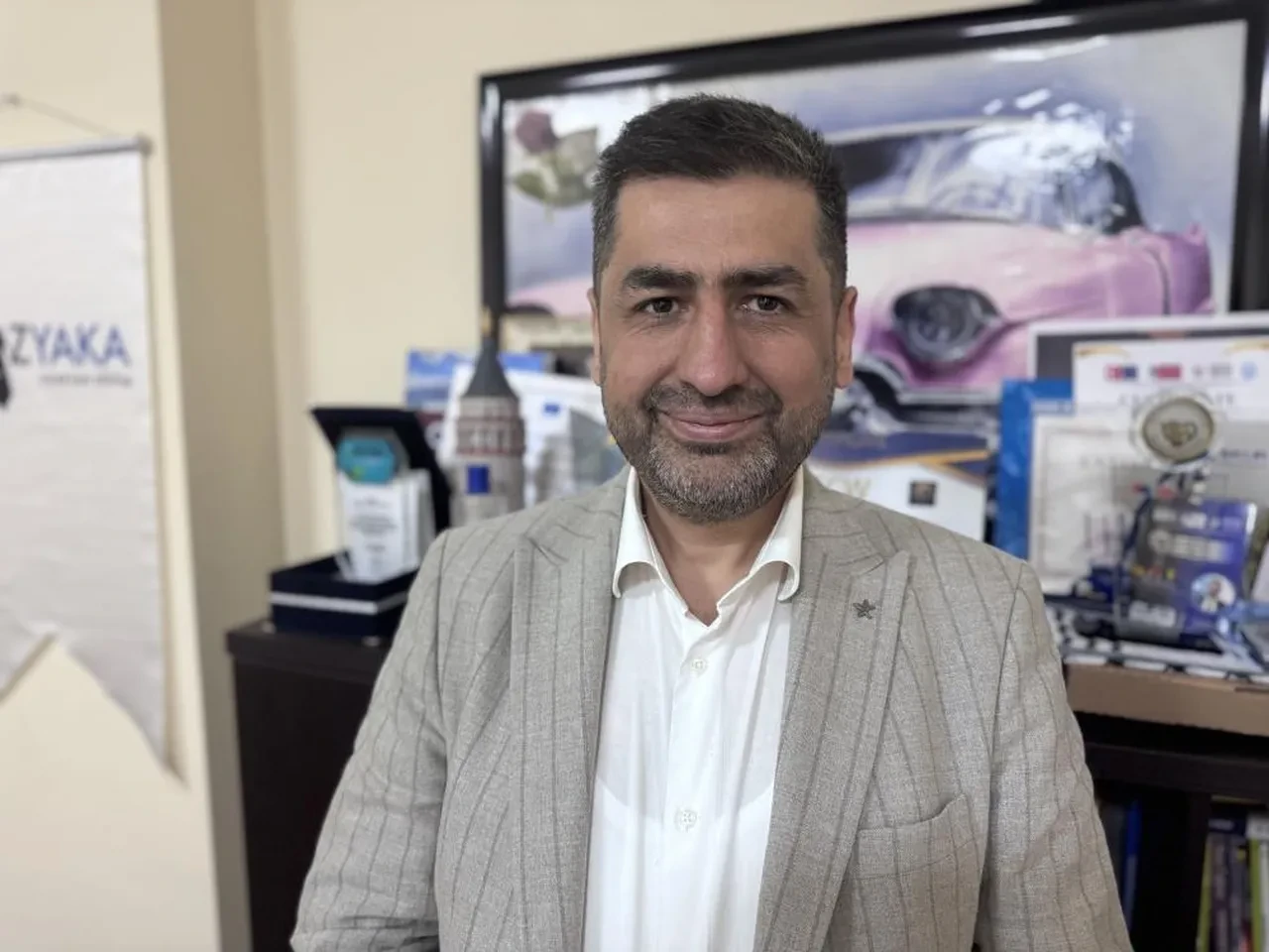 Tatile gidenlerin yaptığı büyük hata! Bilişim uzmanı Hakan Topuzoğlu uyardı